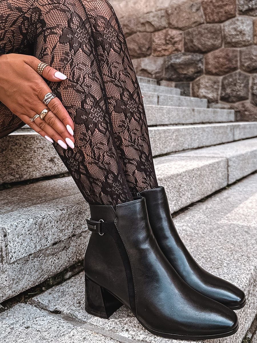 Heel boots model 231637 Step in style