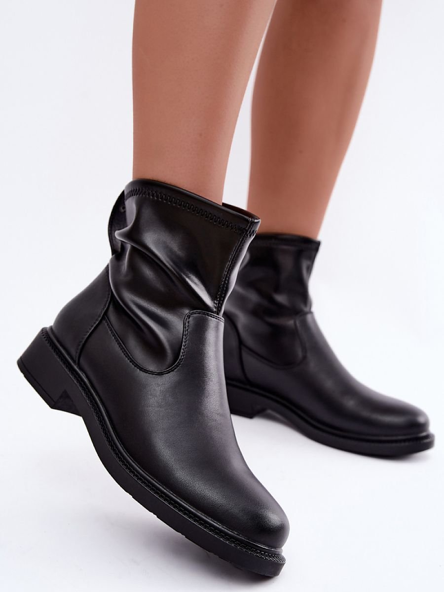Boots model 231803 Step in style
