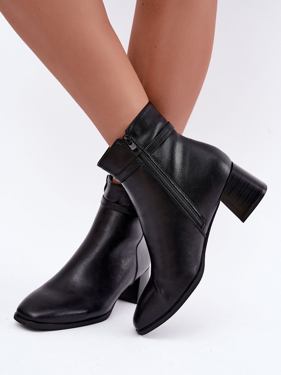 Heel boots model 231805 Step in style