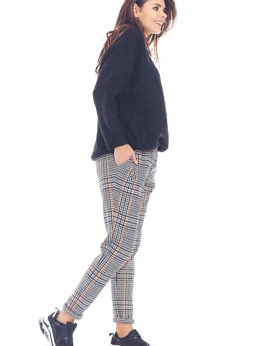 Women trousers model 148985 awama - Image 4