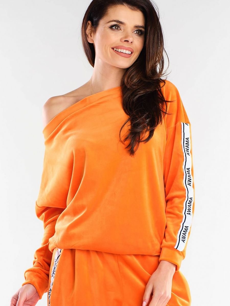 Sweatshirt model 154807 awama