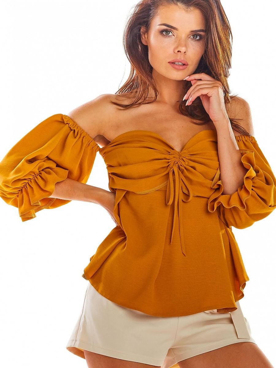 Blouse model 133690 awama