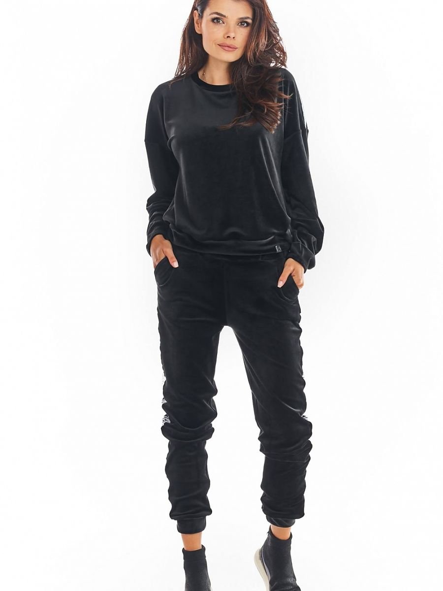 Tracksuit trousers model 149805 awama