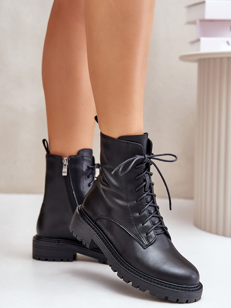 Bootie model 202131 Step in style