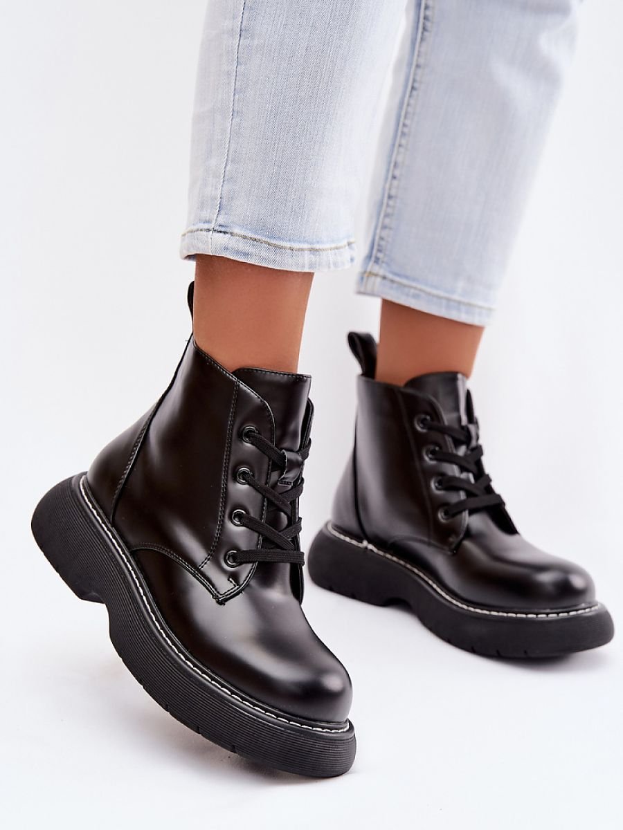 Boots model 223849 Step in style