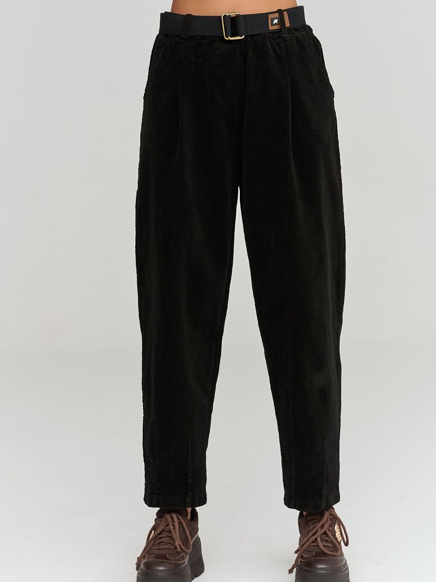 corduroy trousers model 232017 Makadamia