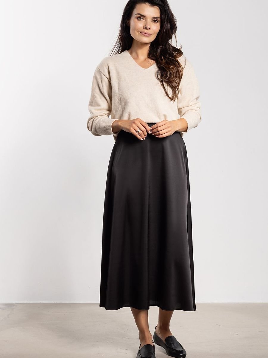 Skirt model 219003 awama