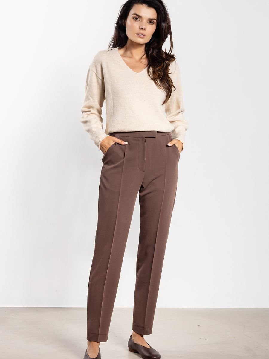 Women trousers model 218977 awama