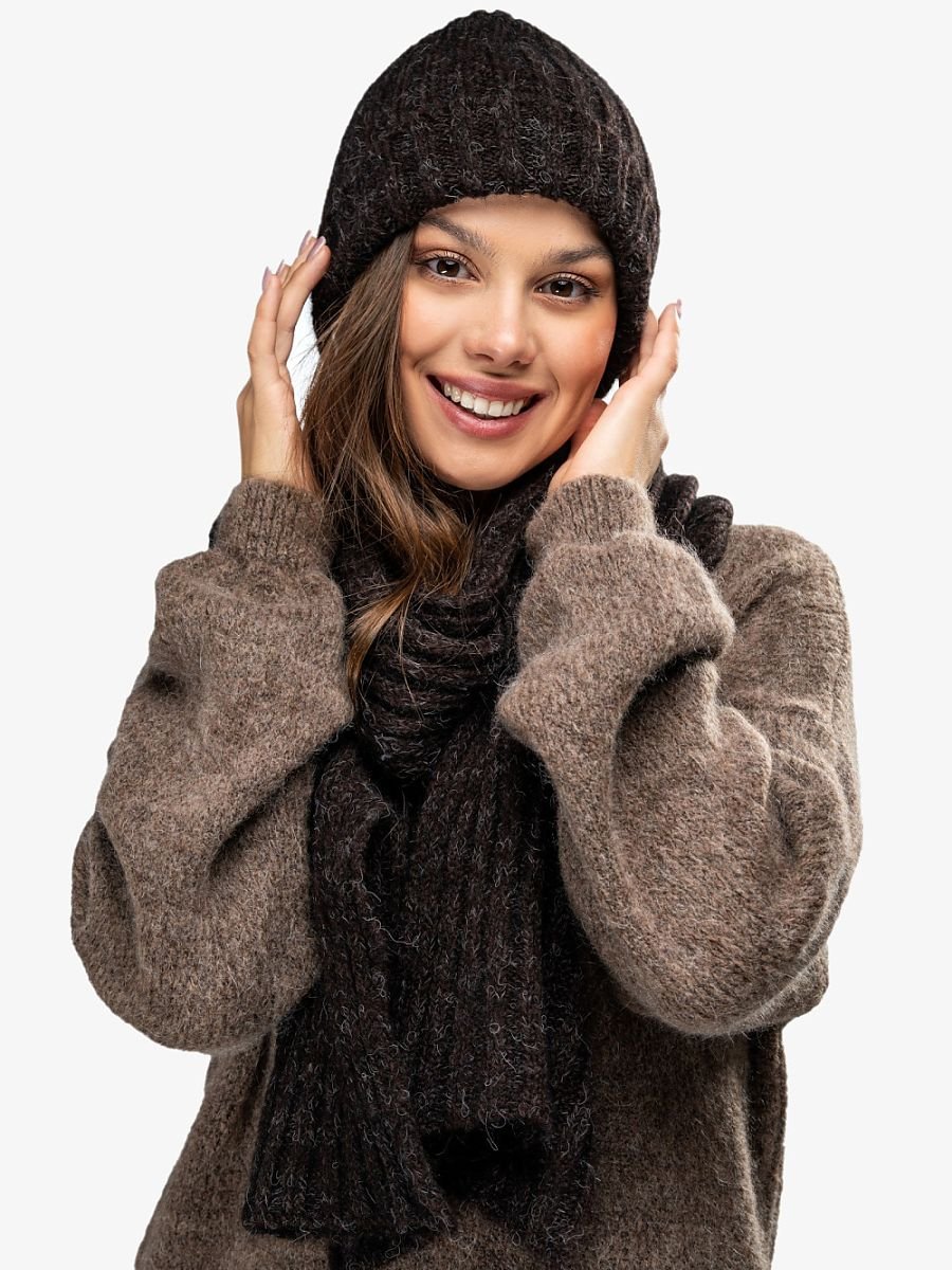 Cap model 220839 awama