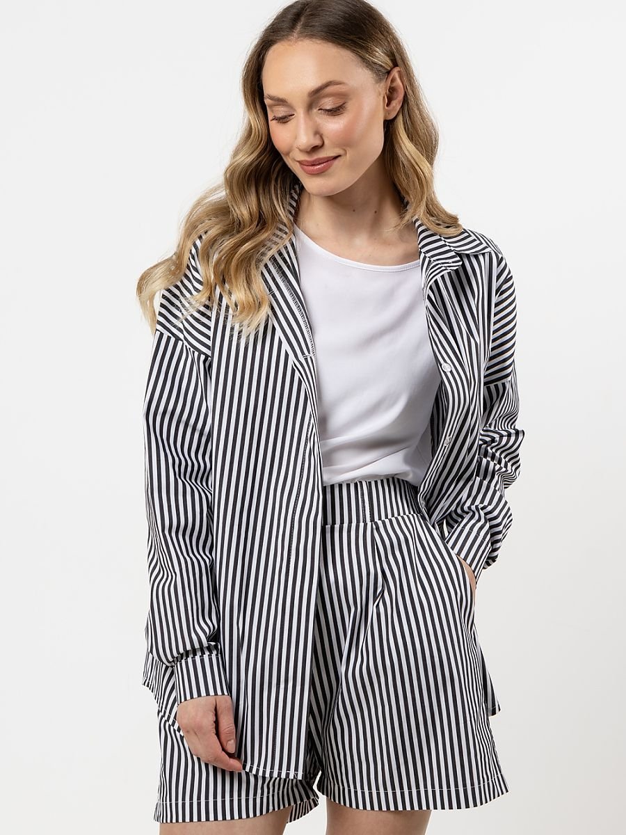 Long sleeve shirt model 212200 awama