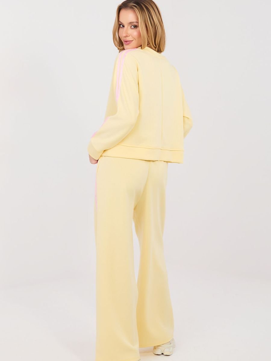 Set model 232212 Rue Paris