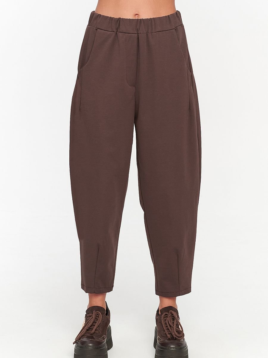 Women trousers model 230860 Makadamia