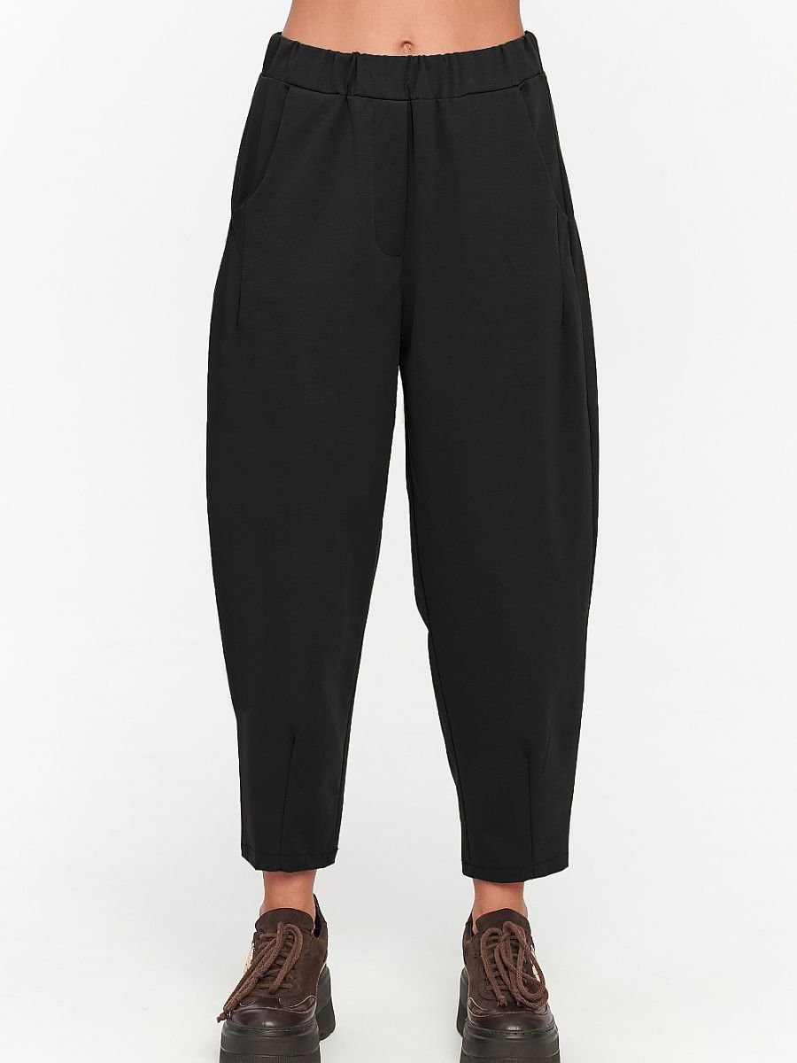 Women trousers model 230861 Makadamia