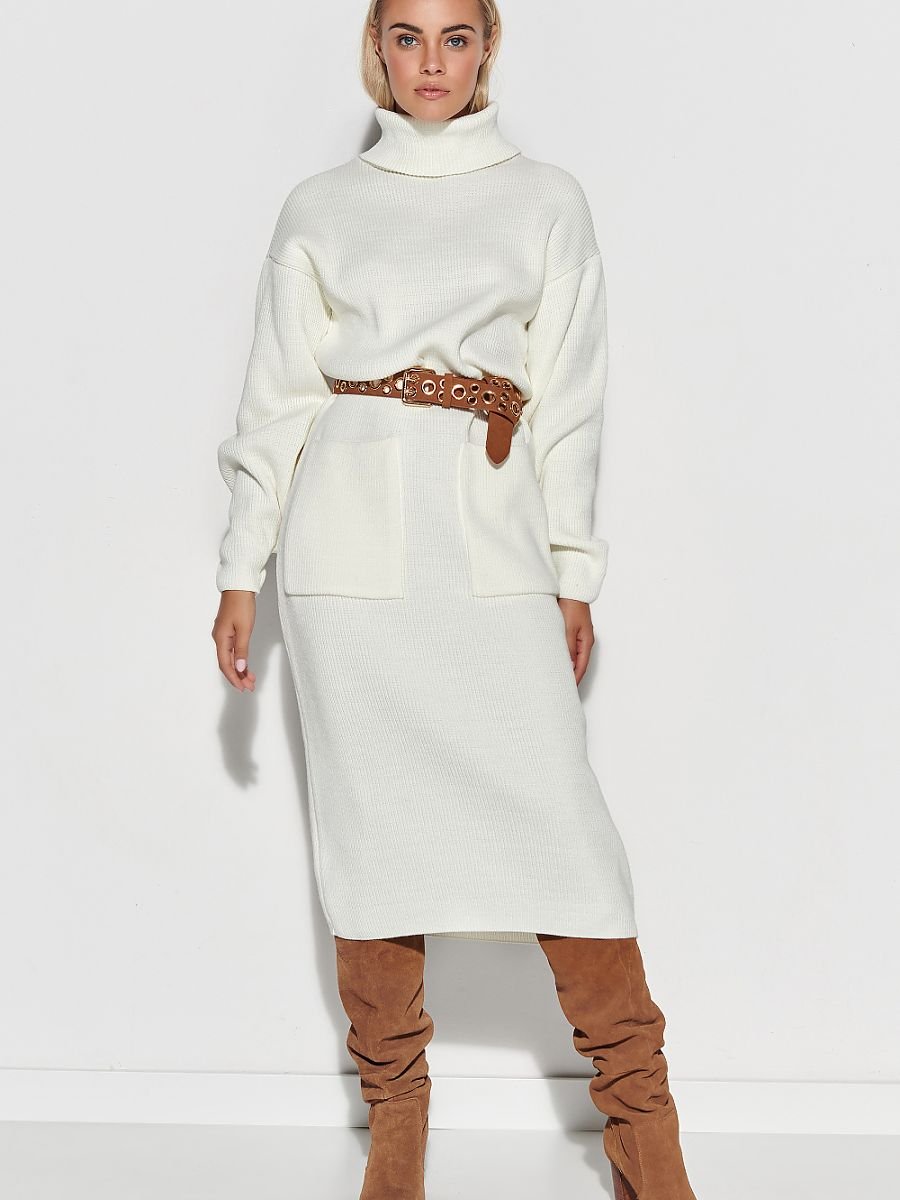 Daydress model 231018 Makadamia