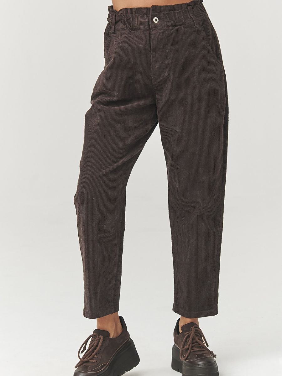 corduroy trousers model 223243 Makadamia