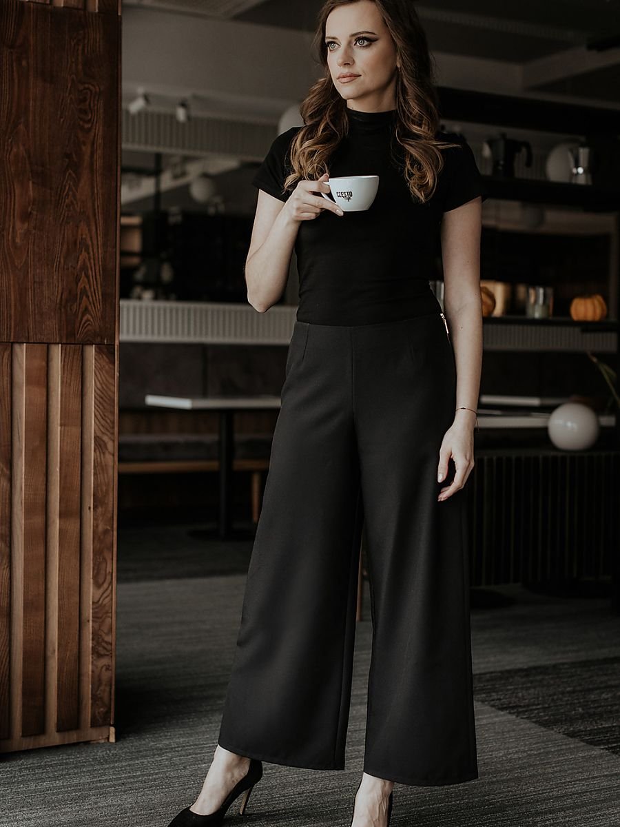 Women trousers model 176701 Tessita