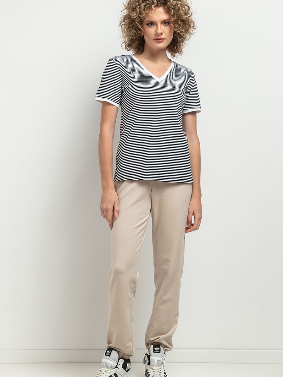 Blouse model 191808 Tessita