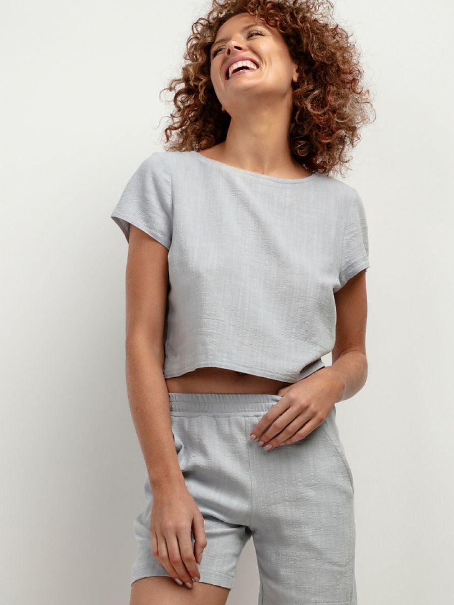 Shorts model 198561 Tessita
