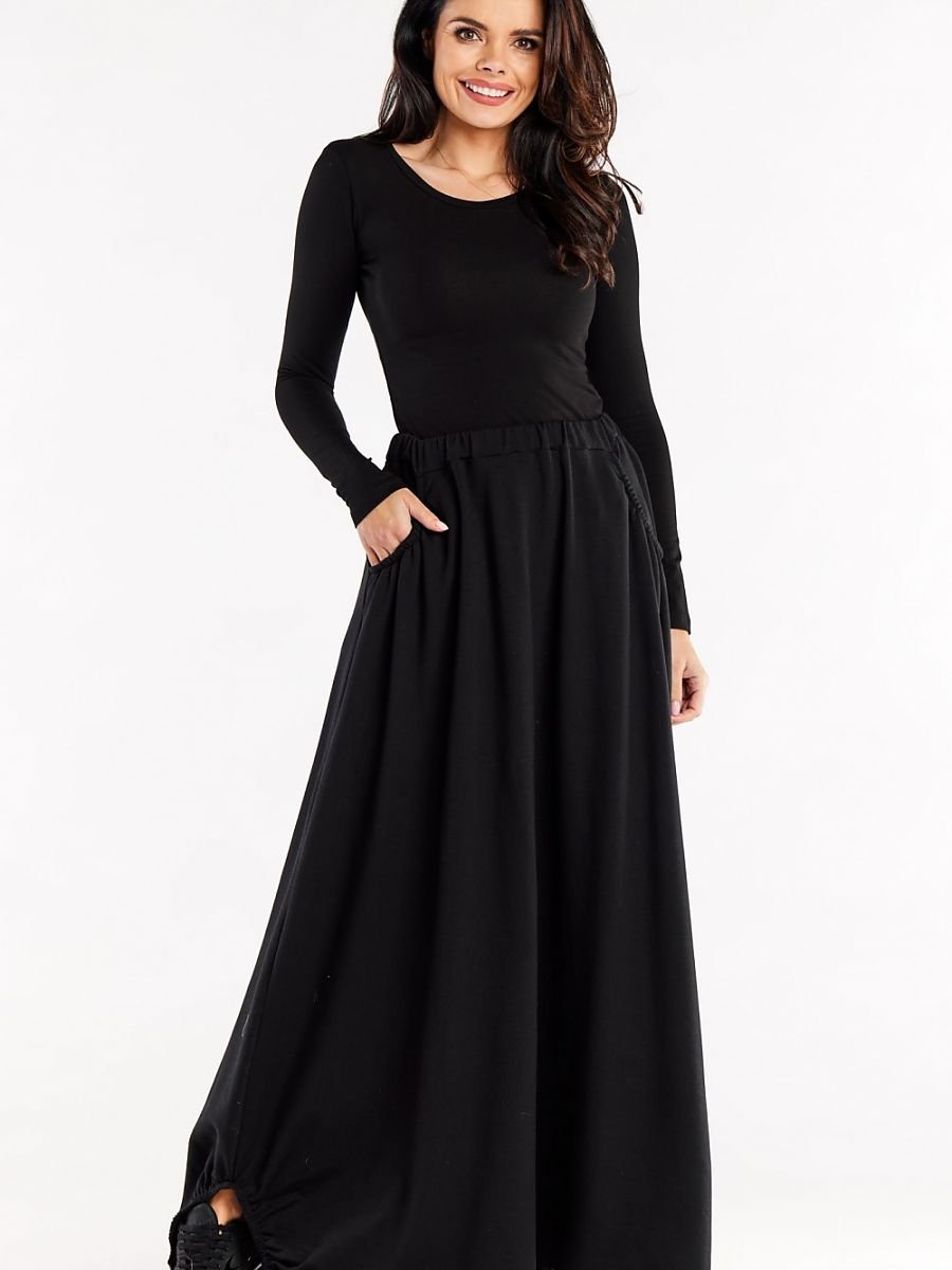 Long skirt model 188064 Infinite You