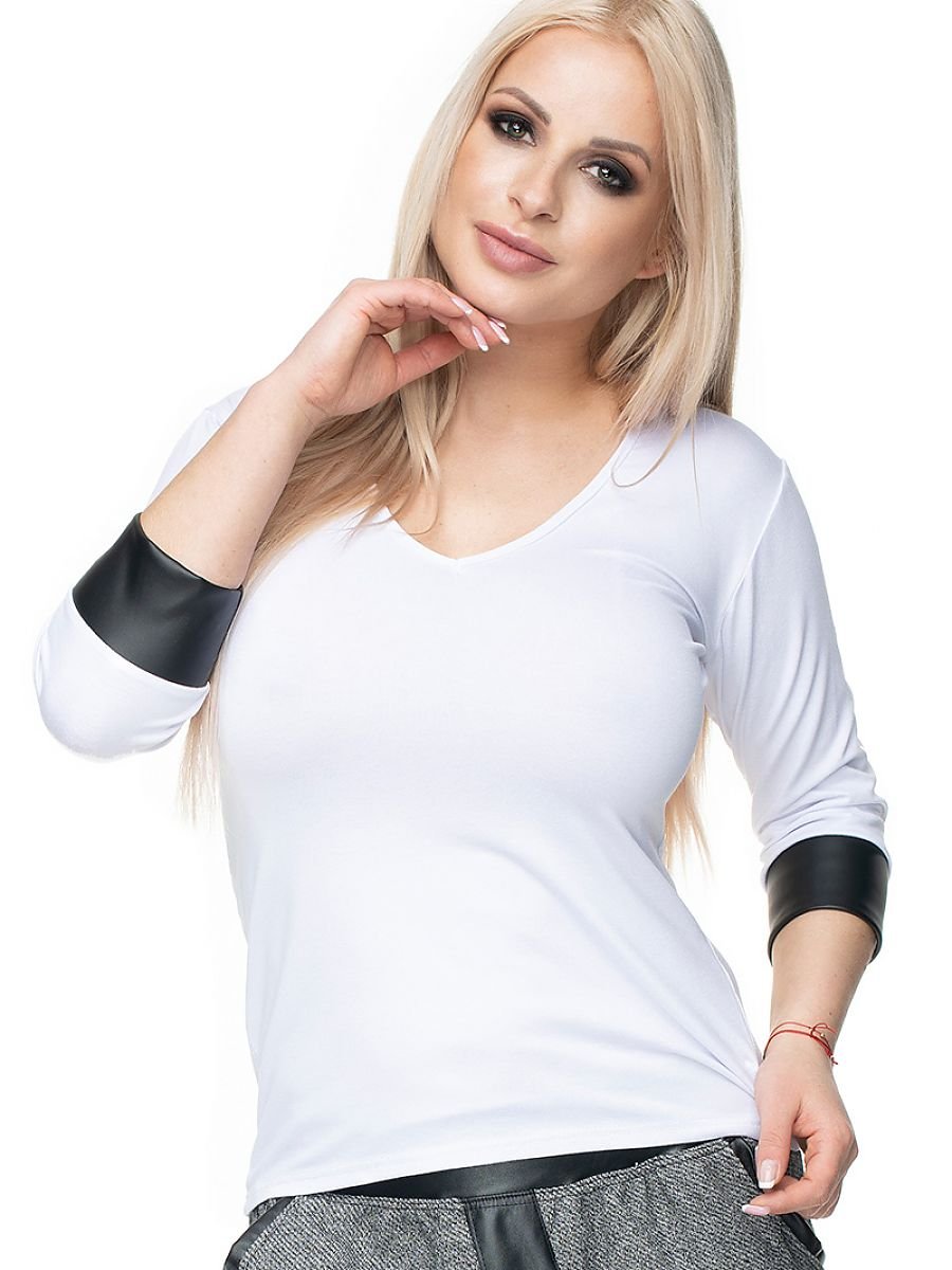 Blouse model 131593 PeeKaBoo