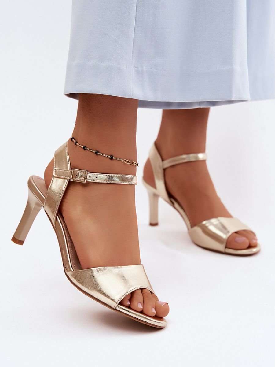 Heel sandals model 228106 Step in style
