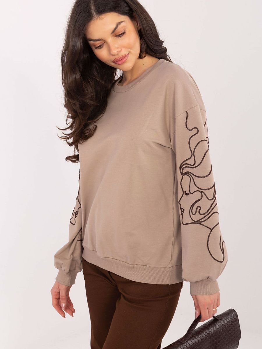 Sweatshirt model 223920 Relevance