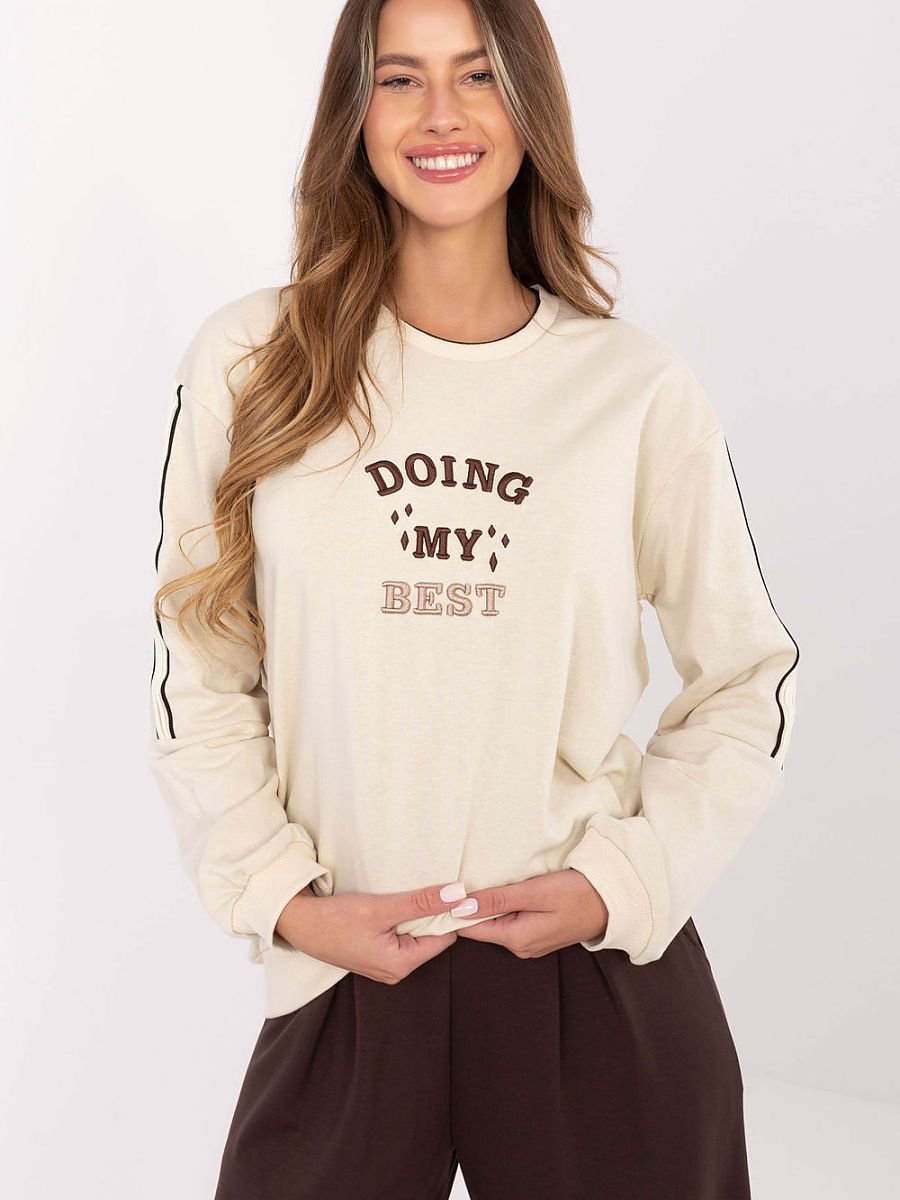 Sweatshirt model 219971 Relevance