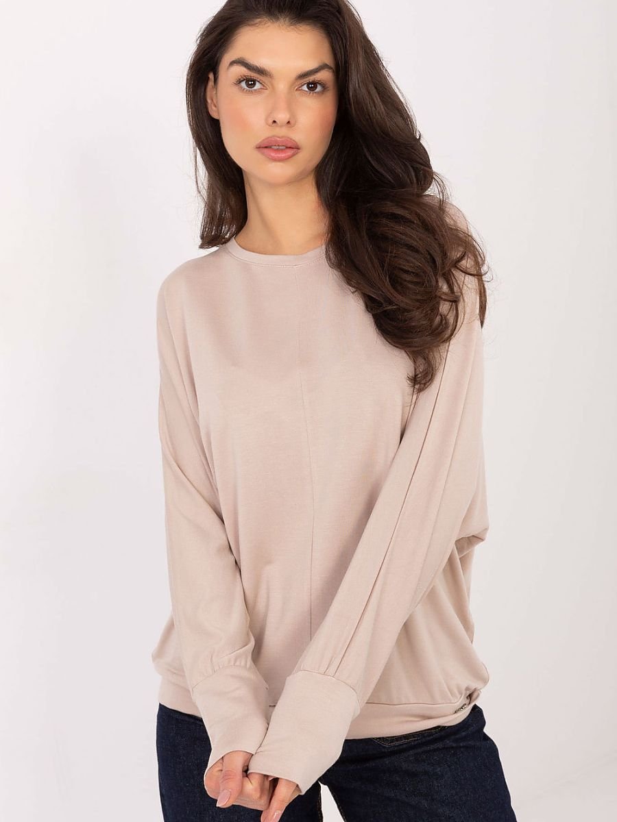 Blouse model 222425 Relevance