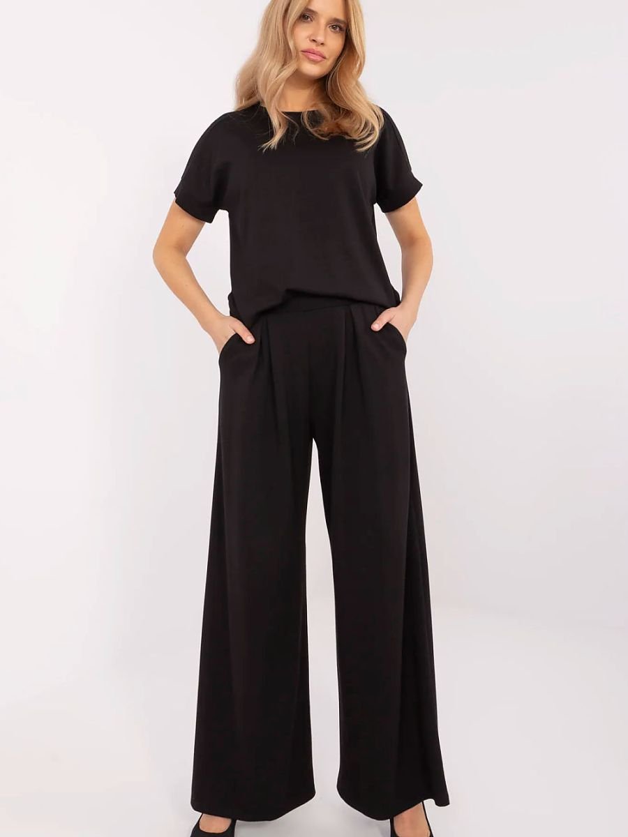 Tracksuit trousers model 209835 Relevance