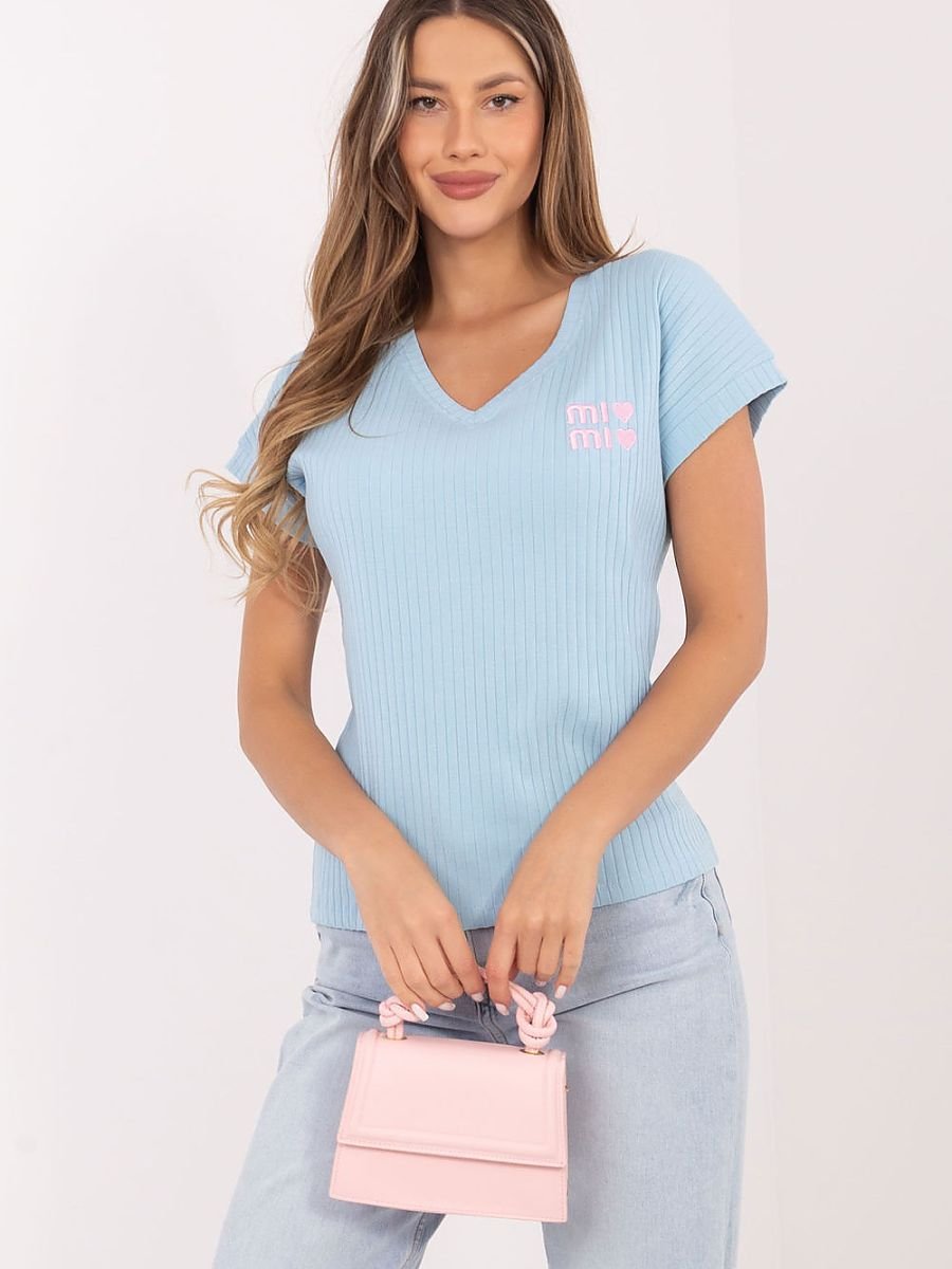 Blouse model 226142 Relevance