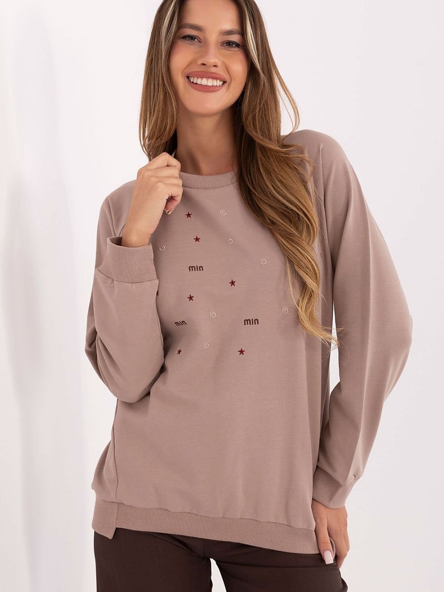 Sweatshirt model 219434 Relevance