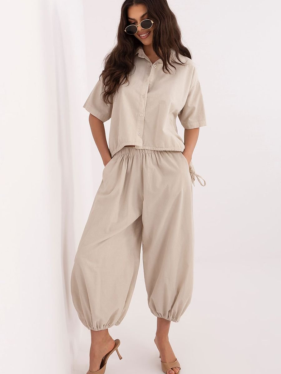 corduroy trousers model 226233 Italy Moda