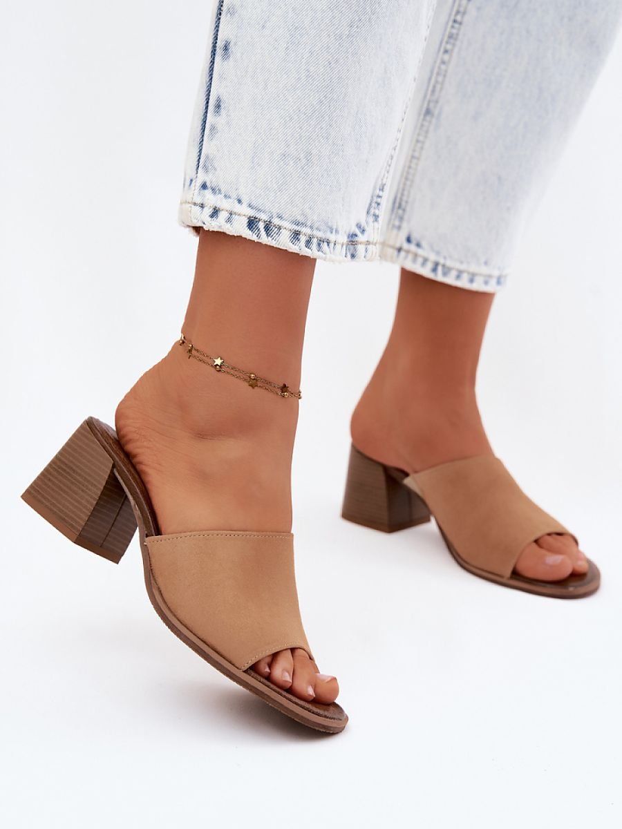 Heeled sandals model 228365 Step in style