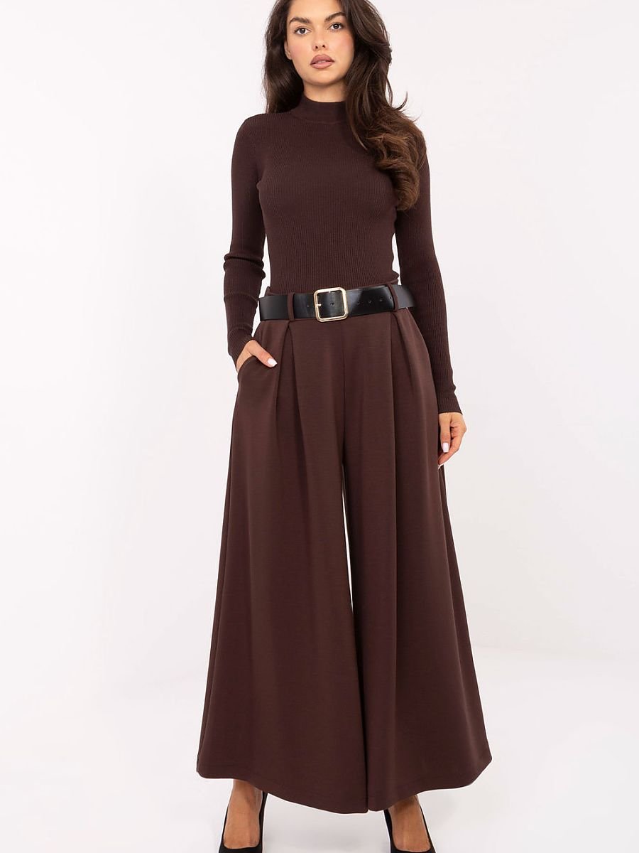 Women trousers model 220027 Italy Moda