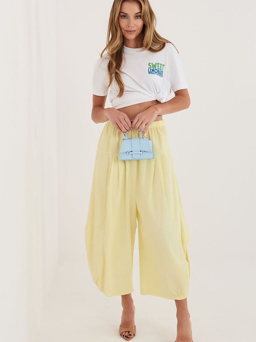 corduroy trousers model 226449 Italy Moda