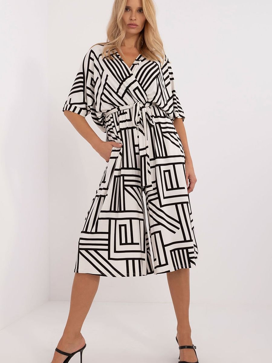 Suit model 214445 Lakerta