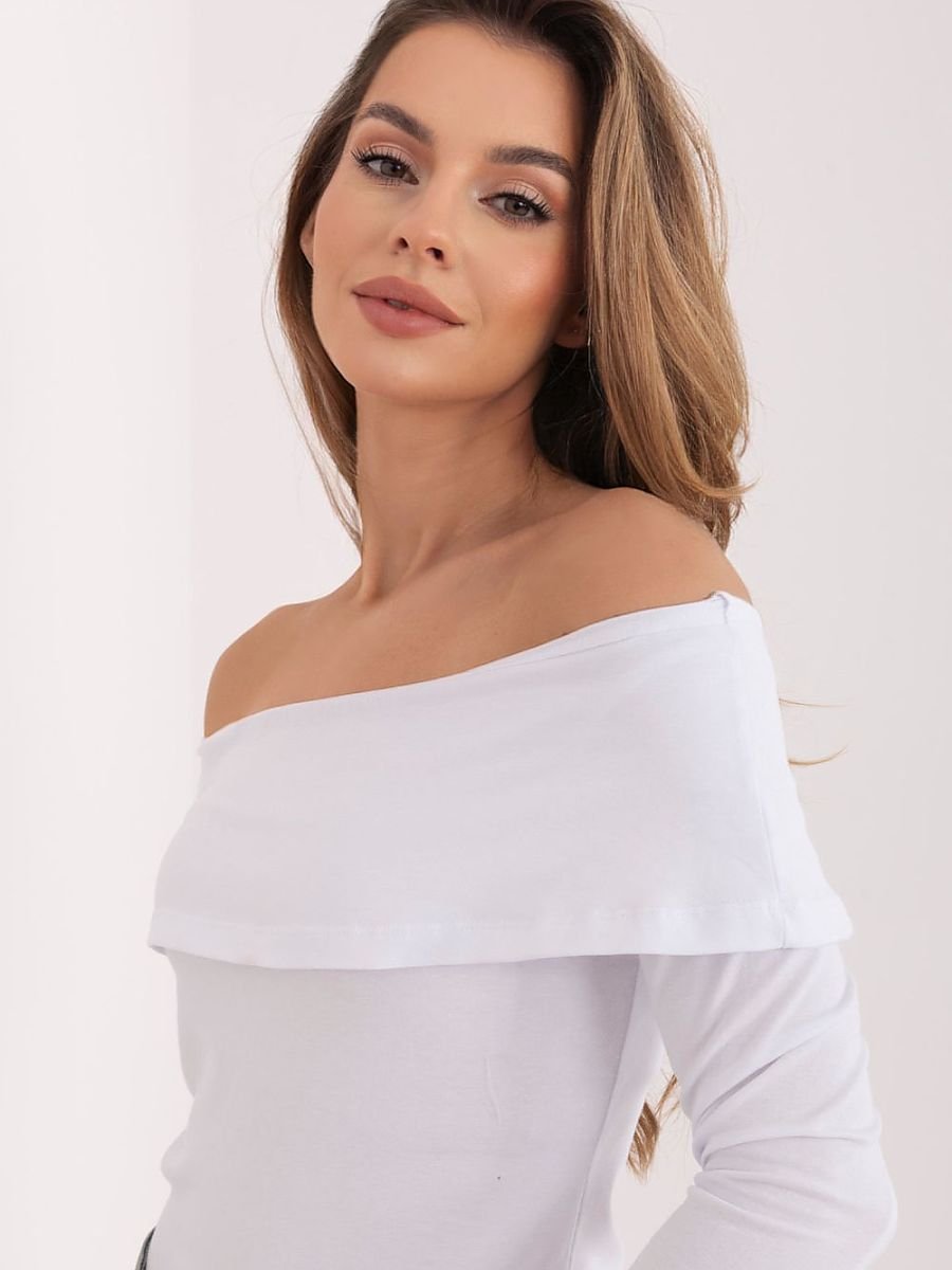 Blouse model 225002 Rue Paris