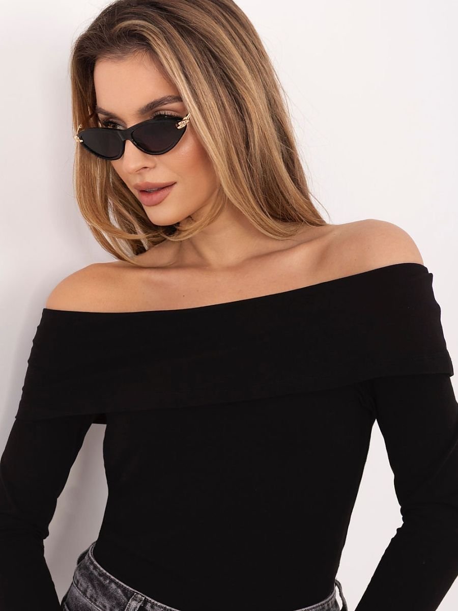 Blouse model 225003 Rue Paris