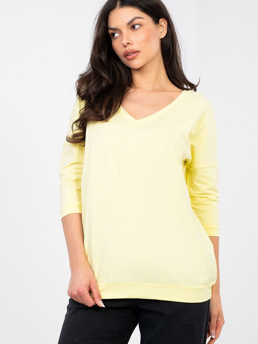 Blouse model 224654 Rue Paris