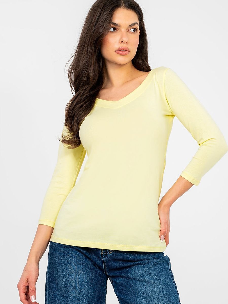 Blouse model 224753 Rue Paris