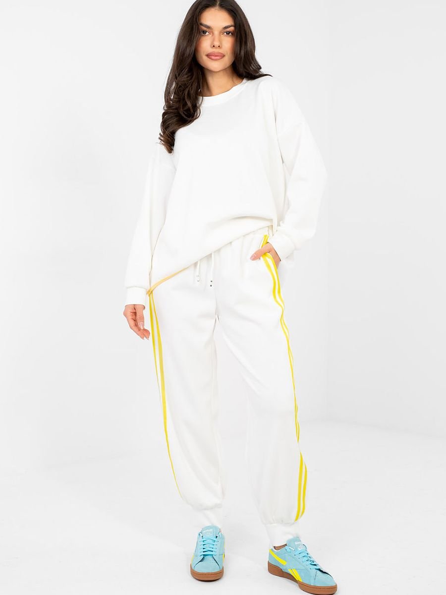 Set model 224616 Rue Paris