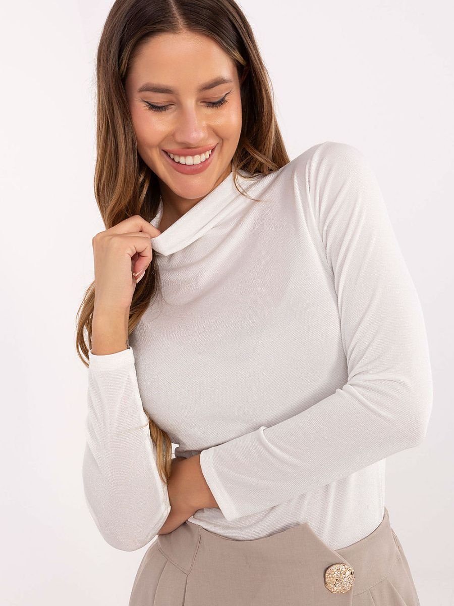 Blouse model 219375 Rue Paris
