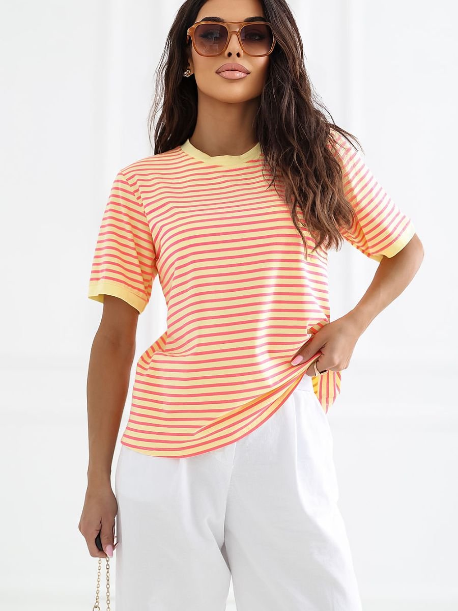 T-shirt model 226978 Rue Paris