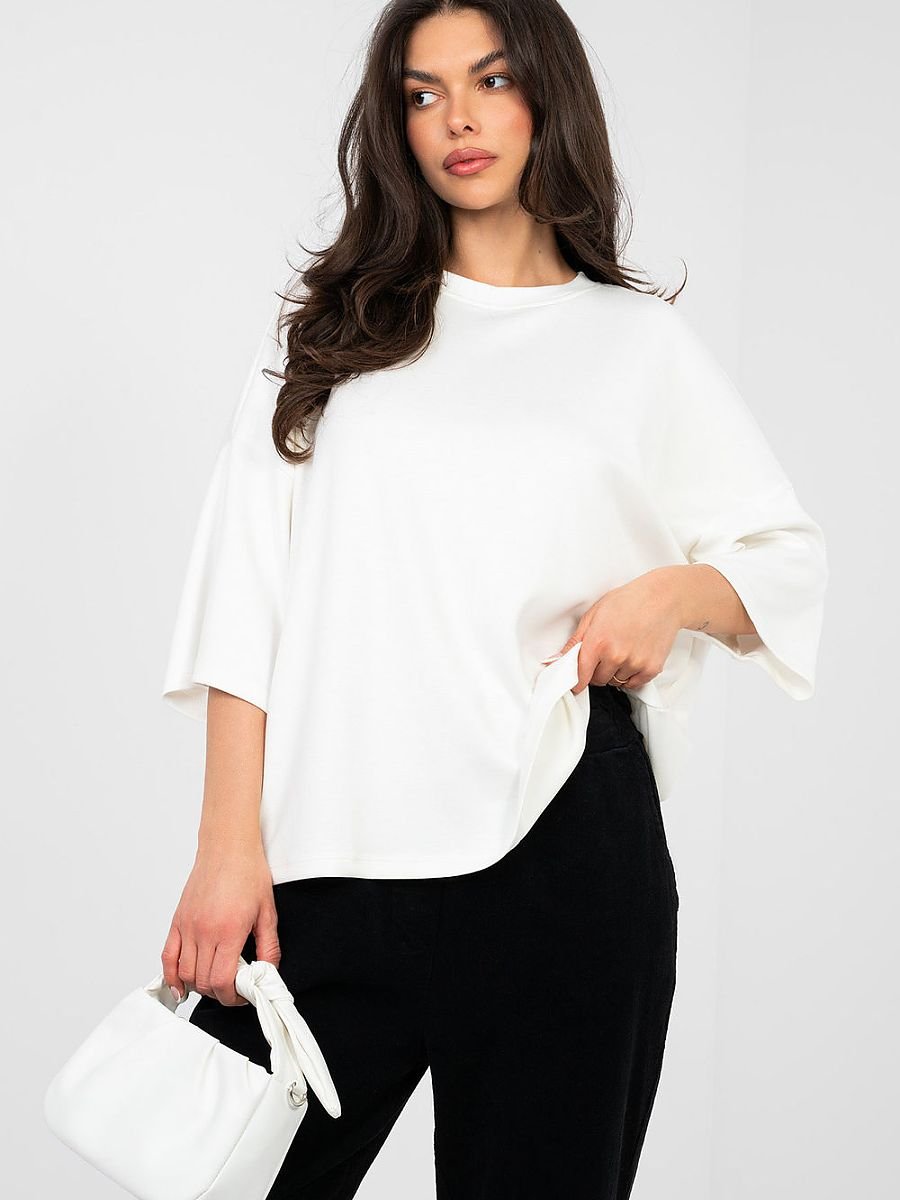 Blouse model 224647 Rue Paris