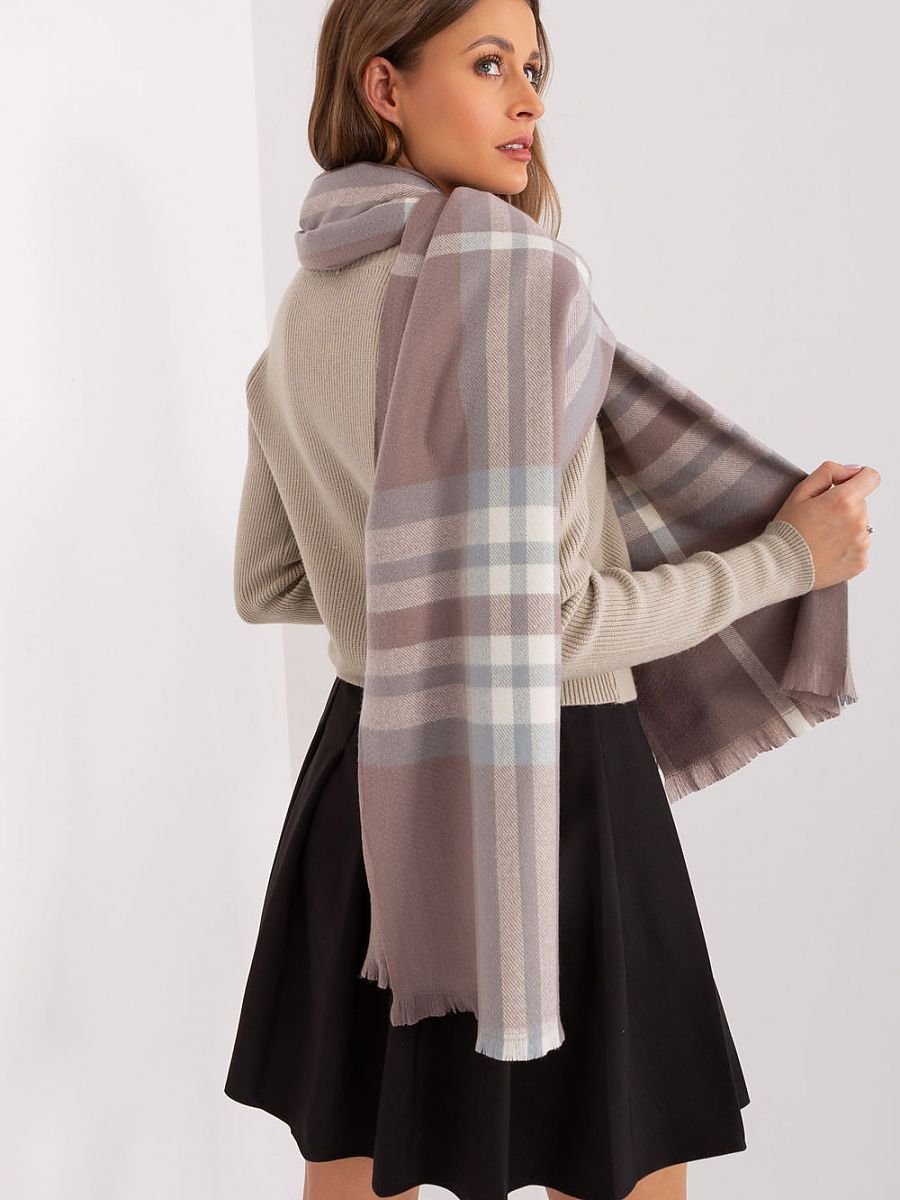Shawl model 190568 AT — изображение 3