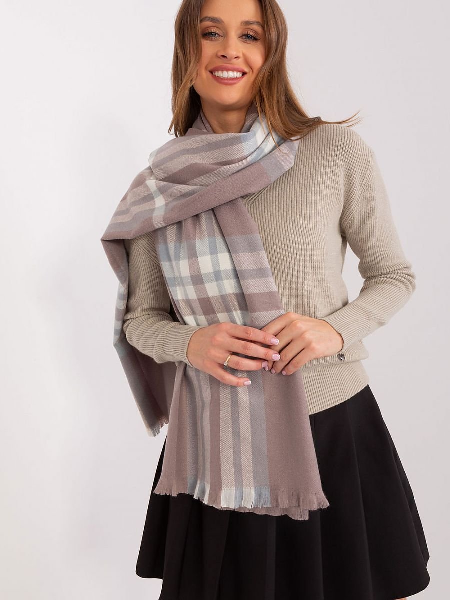 Shawl model 190568 AT — изображение 4