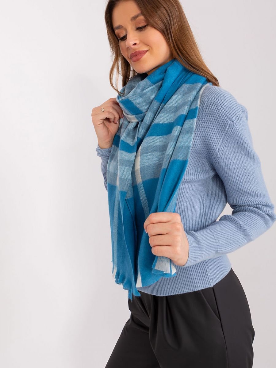 Shawl model 190569 AT — изображение 2