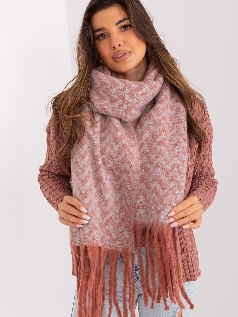 Shawl model 205972 AT