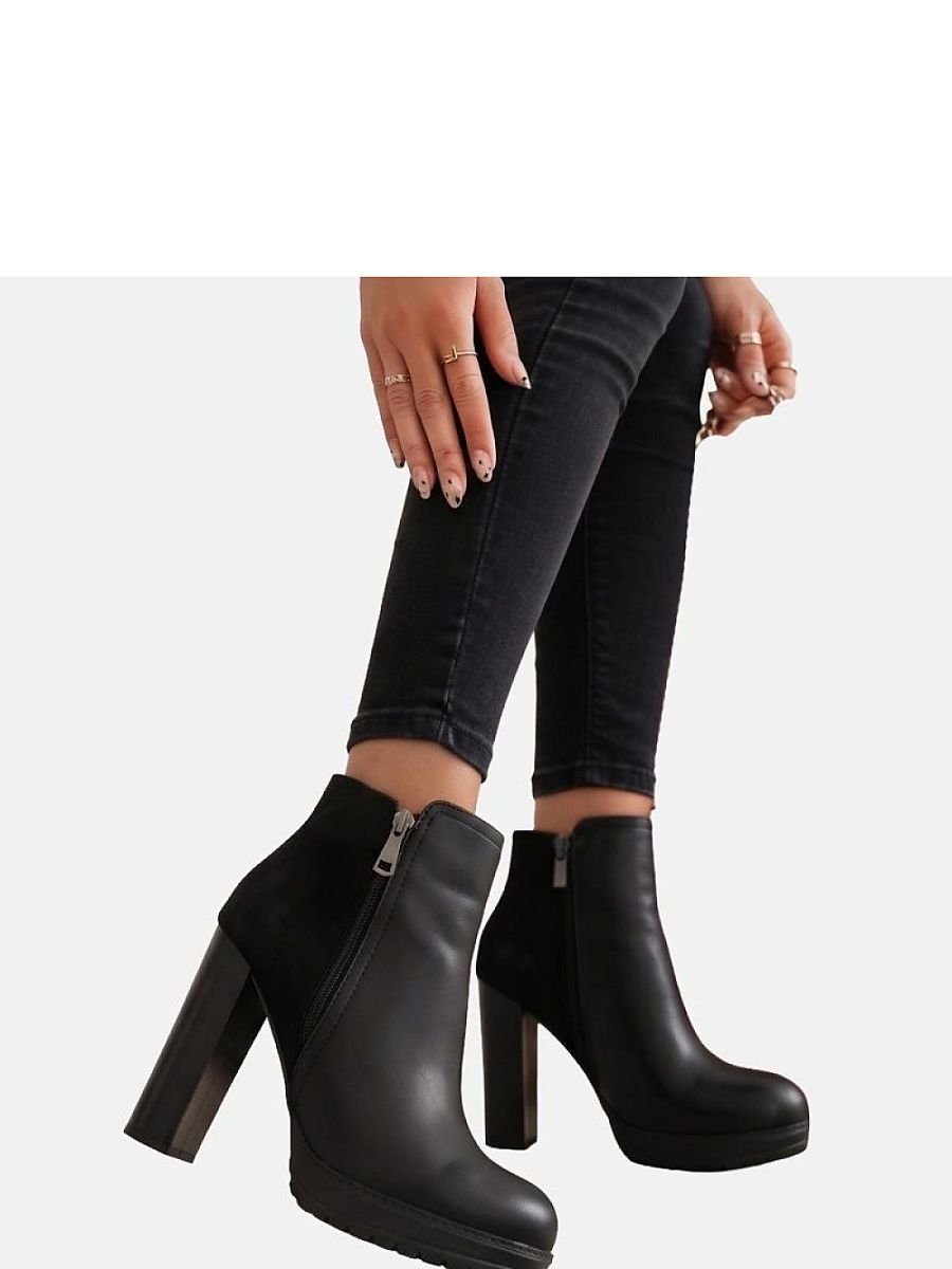 Heel boots model 231290 Solea