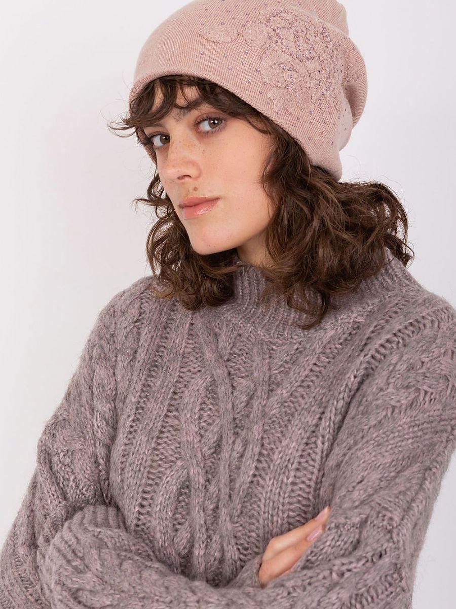 Cap model 190592 AT
